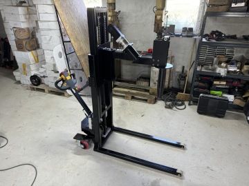 Wi-FLip - stroj pro otáčení kabelových bubnů