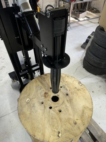 Wi-FLip - stroj pro otáčení kabelových bubnů